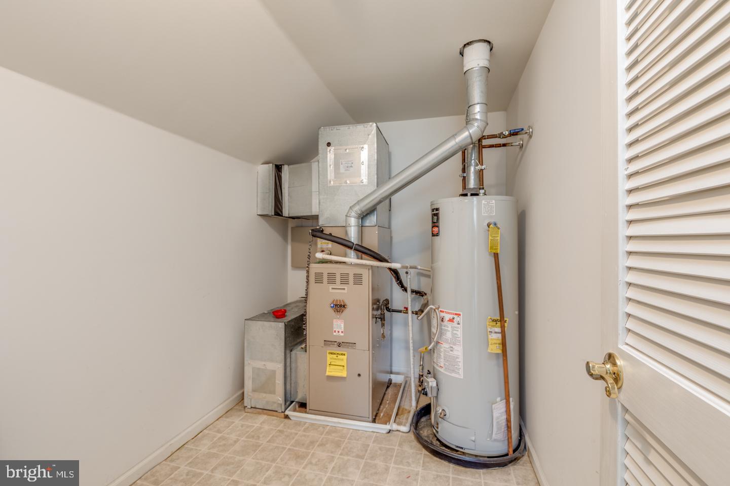 56 Mayfair Road Southampton, NJ 08088 - Photo 30 of 35