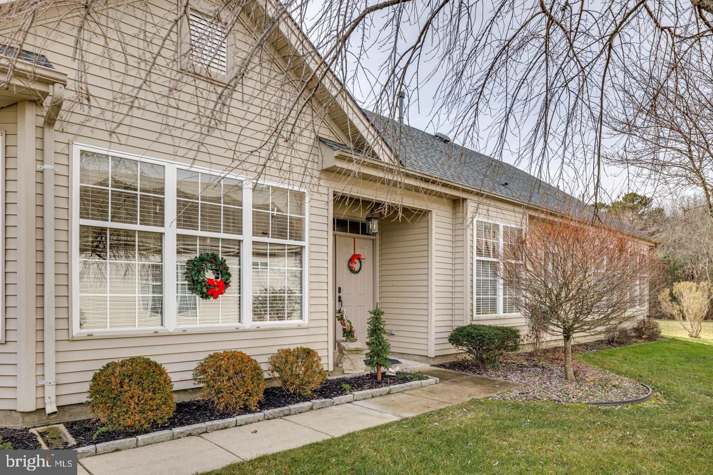 56 Mayfair Road Southampton, NJ 08088 - Photo 3 of 35