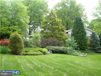 339 Reading Avenue Shillington, PA 19607 - Photo 3 of 12 Exterior Back