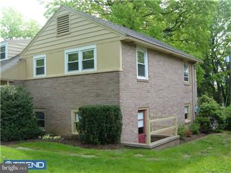 339 Reading Avenue Shillington, PA 19607 - Photo 5 of 12 Exterior Side