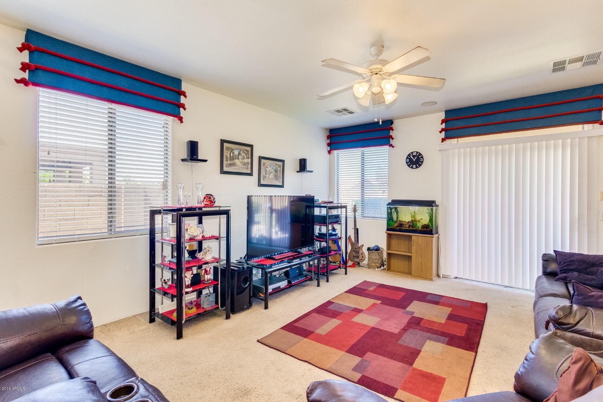 6826 West Darrel Road Laveen, AZ 85339 - Photo 11 of 31 darrel family room