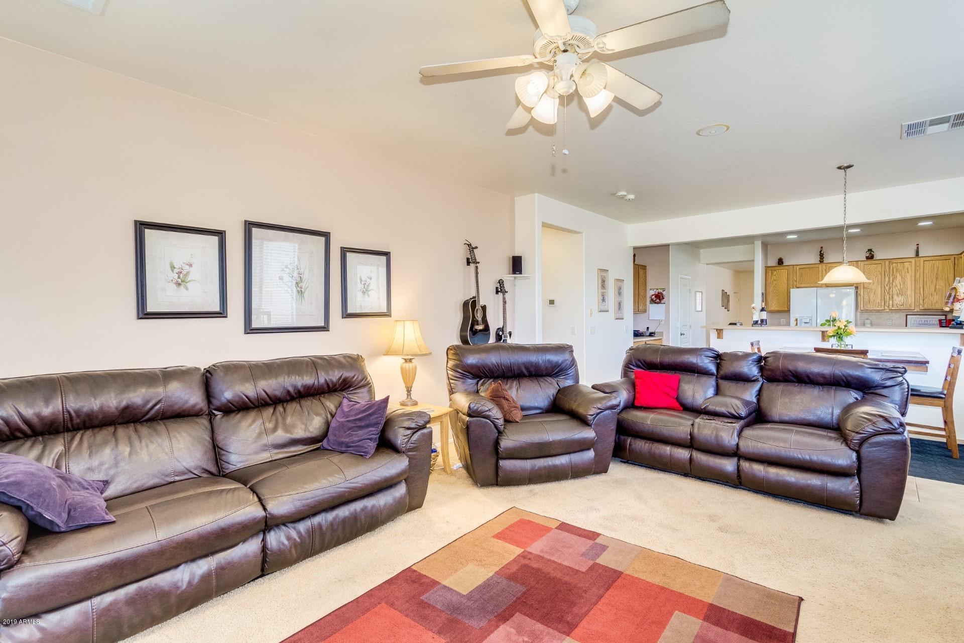 6826 West Darrel Road Laveen, AZ 85339 - Photo 12 of 31 darrel family room2