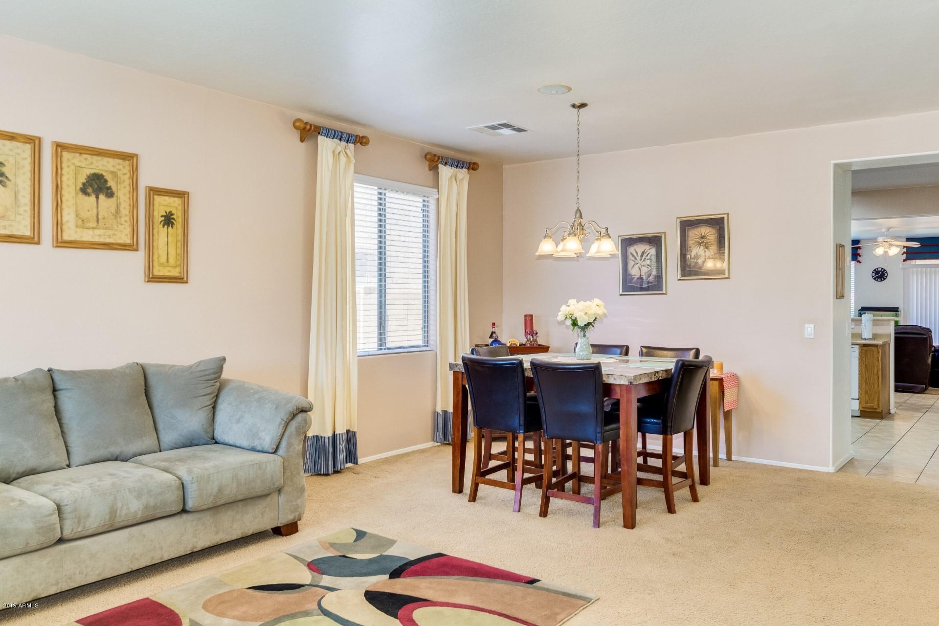 6826 West Darrel Road Laveen, AZ 85339 - Photo 4 of 31 darrel living room