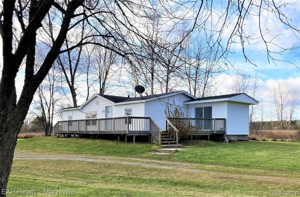 13581 Yale Road Yale, MI 48097 - Photo 1 of 30