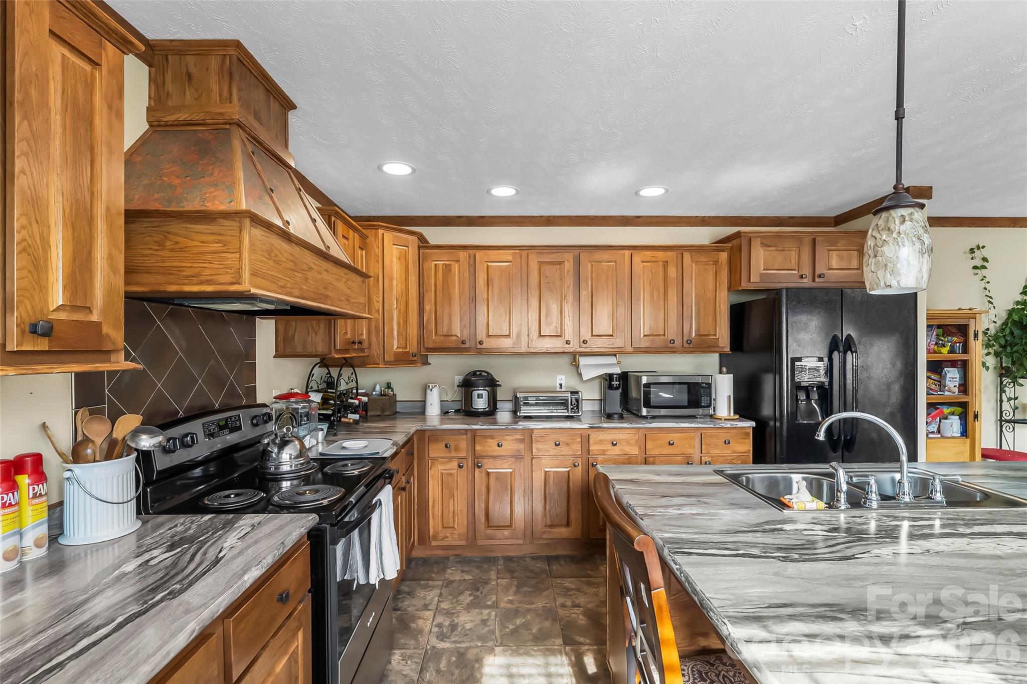 719 Smyre Road Flat Rock, NC 28731 - Photo 10 of 37