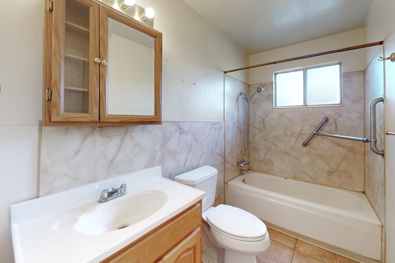 2065 Howlett Avenue Yuba City, CA 95993 - Photo 44 of 52 a bathroom with a sink toilet and shower