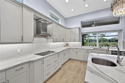 $2,095,000 | 6007 Barthelemy Avenue, Naples, FL 34113