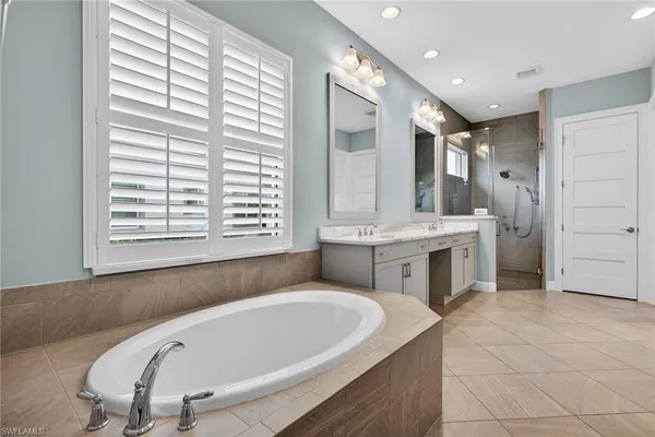 $2,095,000 | 6007 Barthelemy Avenue, Naples, FL 34113