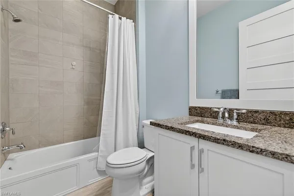 $2,095,000 | 6007 Barthelemy Avenue, Naples, FL 34113