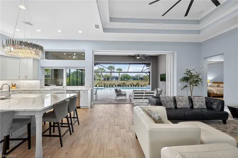 $2,095,000 | 6007 Barthelemy Avenue, Naples, FL 34113