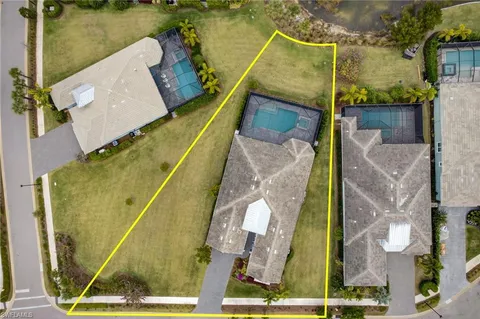 $2,095,000 | 6007 Barthelemy Avenue, Naples, FL 34113