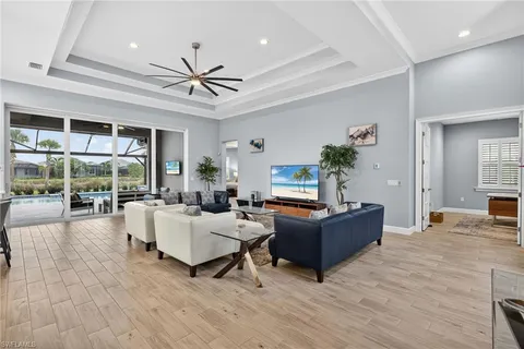 $2,095,000 | 6007 Barthelemy Avenue, Naples, FL 34113