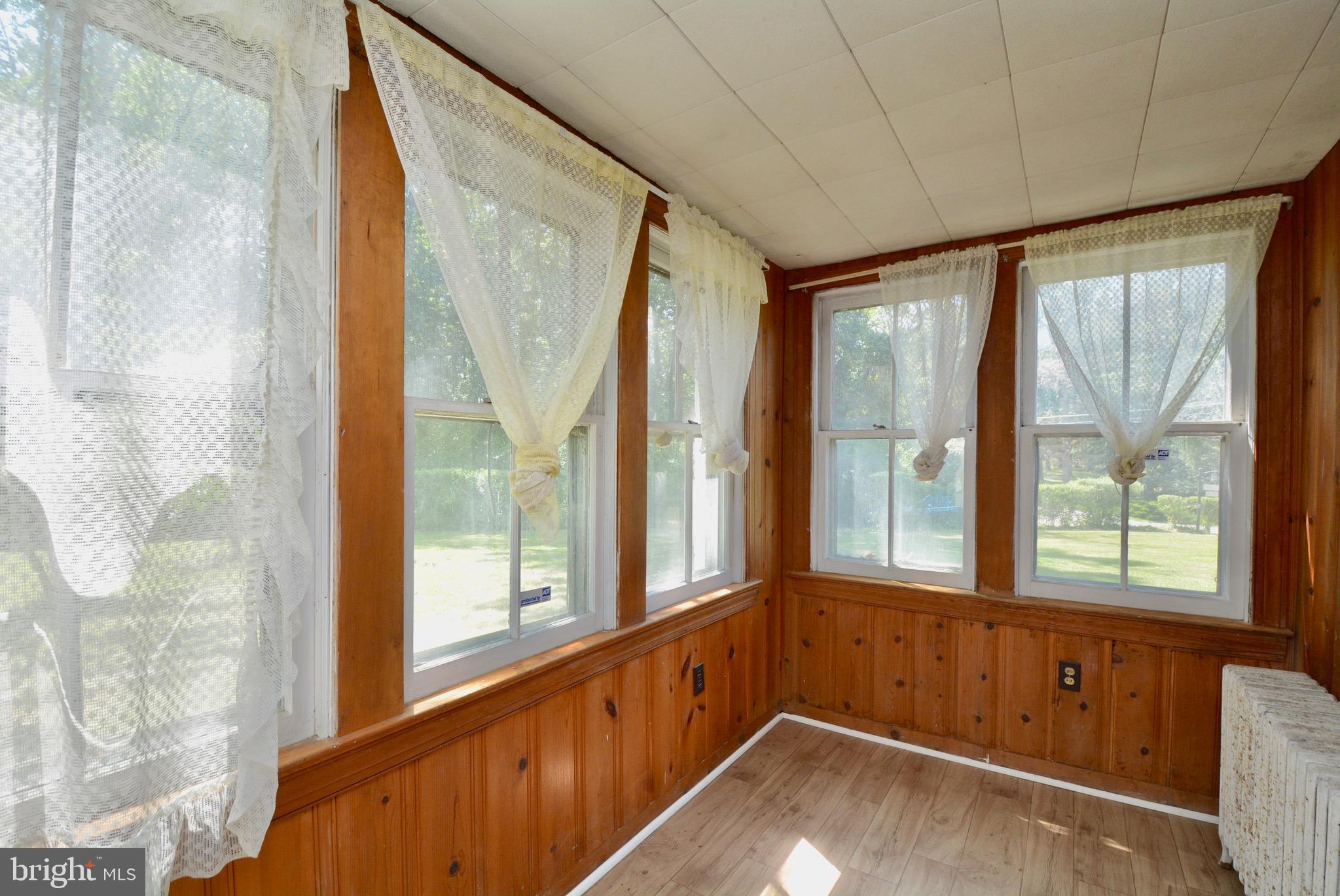 9909 Old Colchester Road Lorton, VA 22079 - Photo 12 of 39 Gallery Image 12