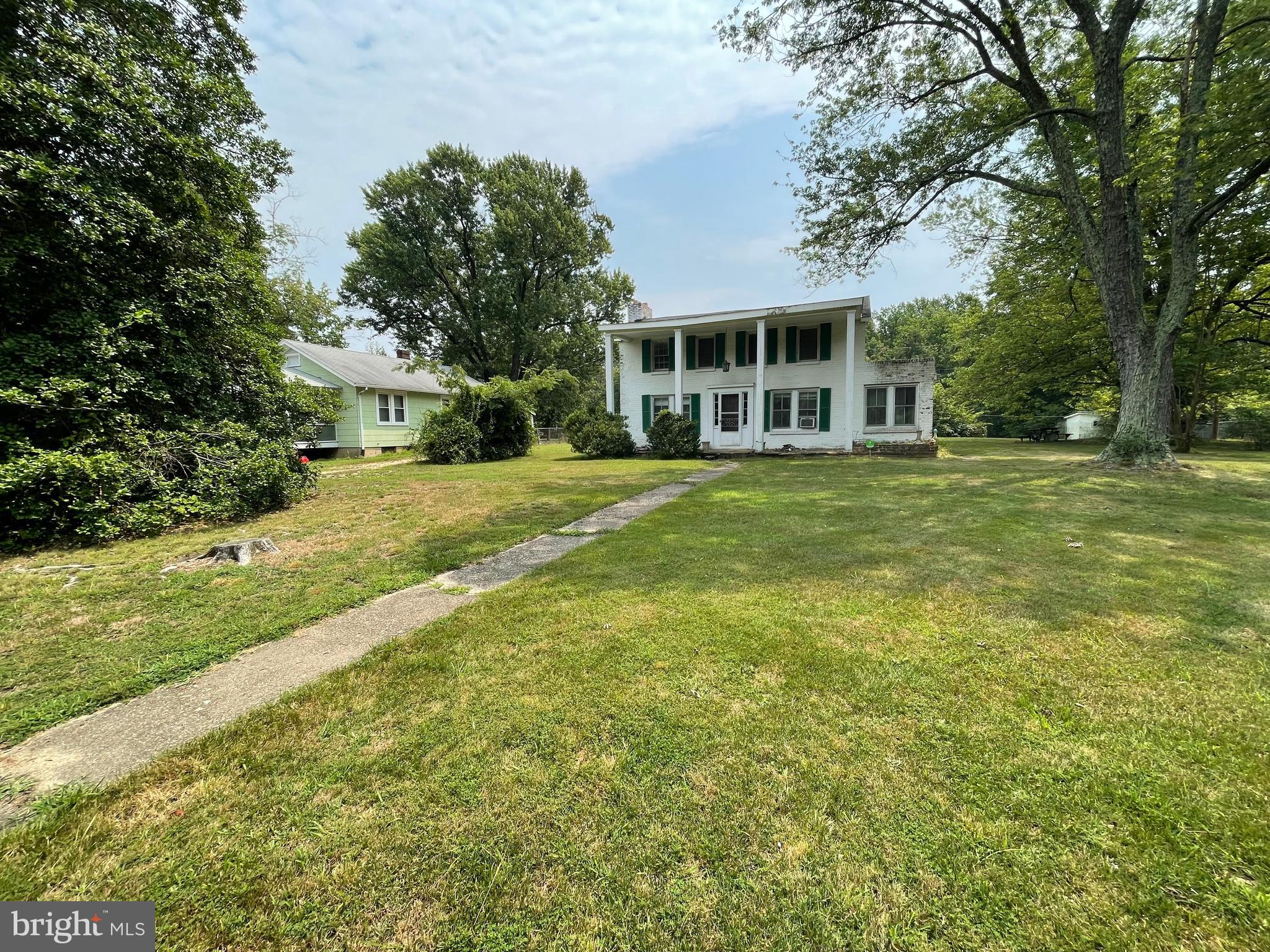 9909 Old Colchester Road Lorton, VA 22079 - Photo 35 of 39 Country living