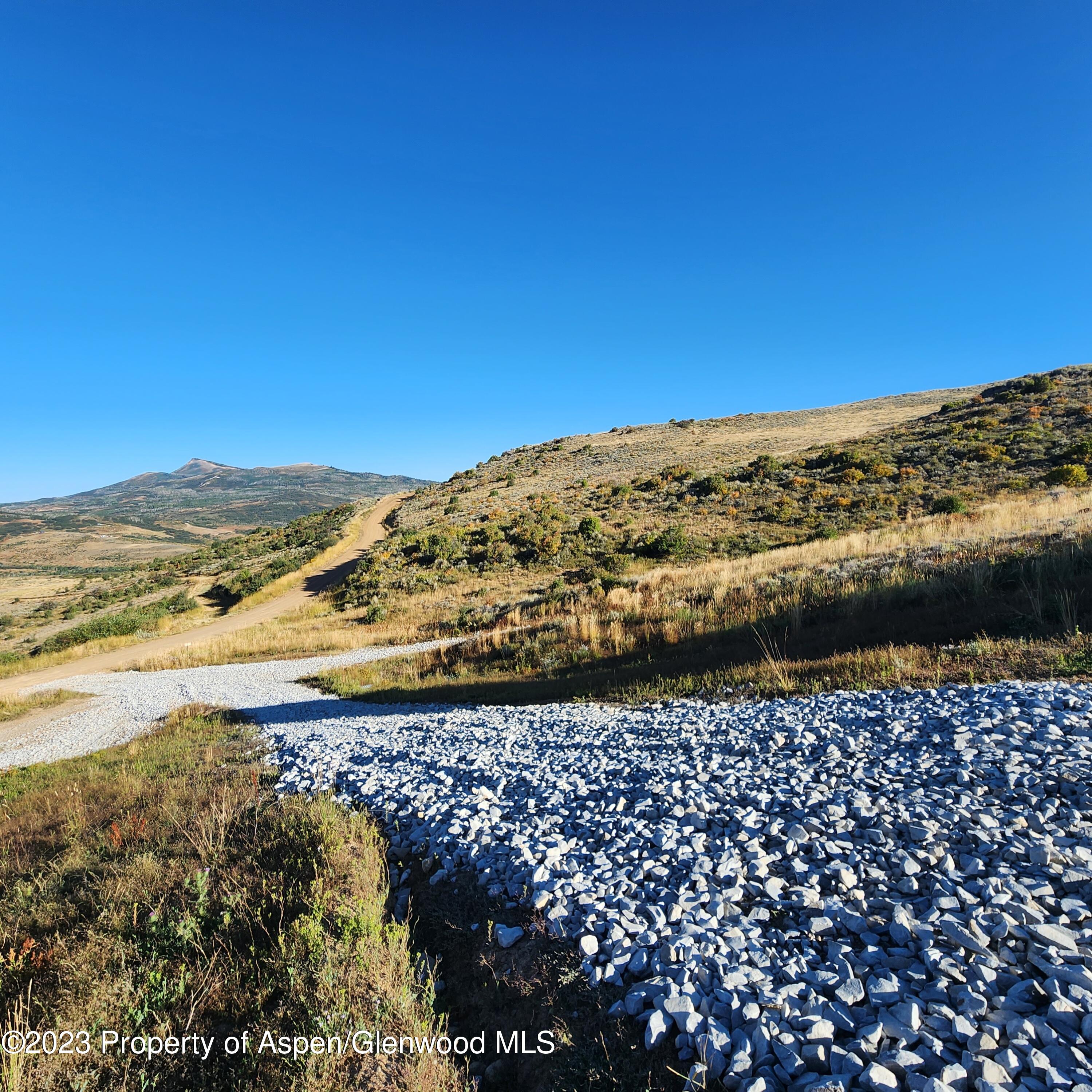 923 Eagle Loop Craig, CO 81625 - Photo 5 of 27 a view of ocean view with beach