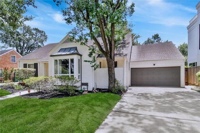 $5,200 | 2223 Dryden Road, Houston, TX 77030