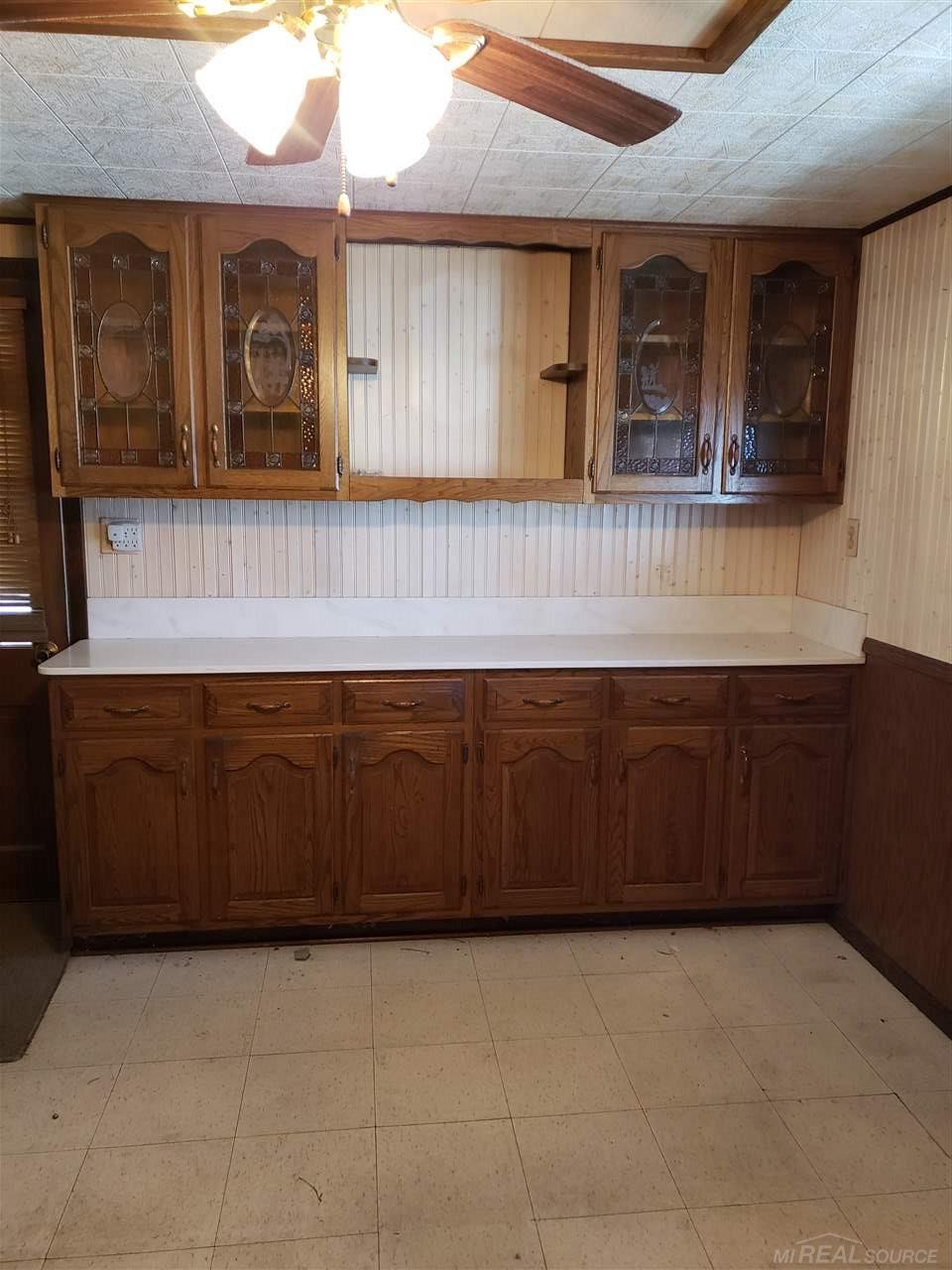 11119 Yale Road Yale, MI 48097 - Photo 6 of 20 50000373-5.JPG