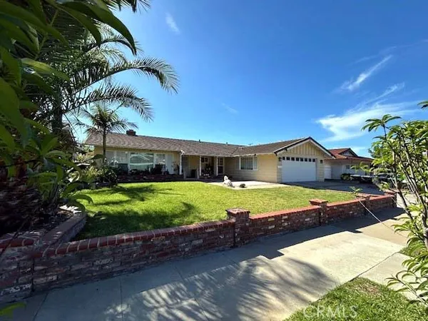 $1,385,000 | 3036 North Skywood Street, Orange, CA 92865