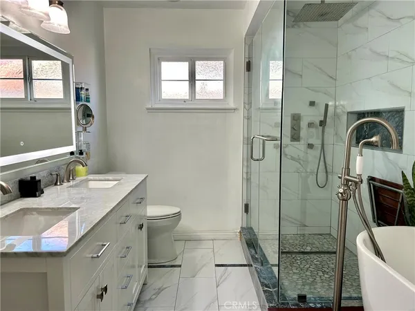 $1,385,000 | 3036 North Skywood Street, Orange, CA 92865