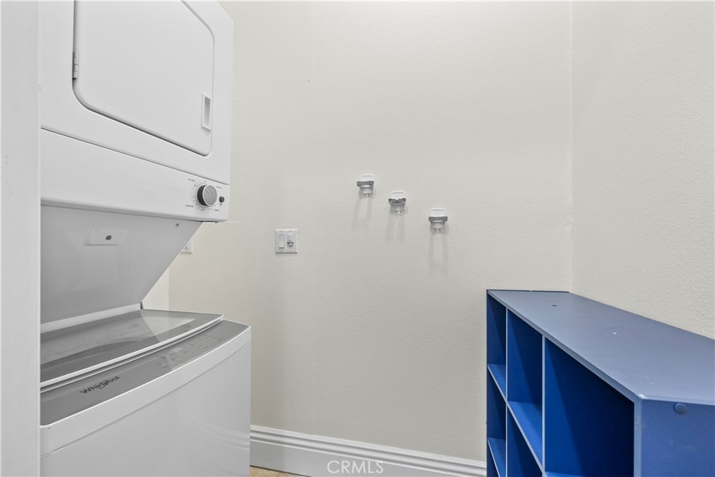 13275 Chickasaw Road Rancho Cucamonga, CA 91739 - Photo 40 of 75 ADU Laundry
