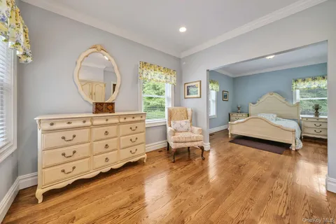 $3,449,000 | 13 Locust Lane, Upper Brookville, NY 11545