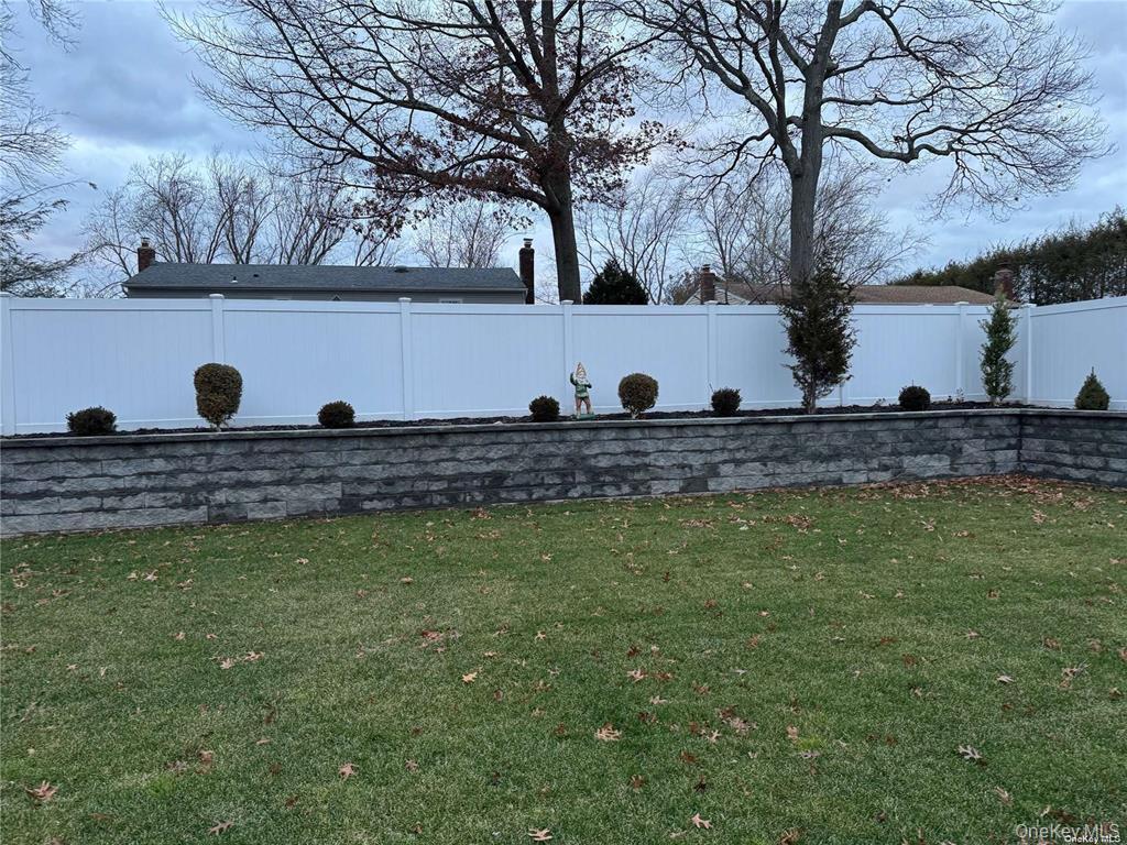 66 Wicks Path Commack, NY 11725 - Photo 24 of 24