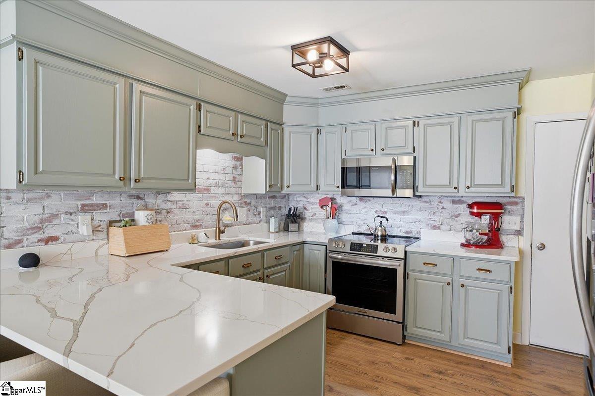 426 Sparrow Hawk Court Greer, SC 29650 - Photo 14 of 39