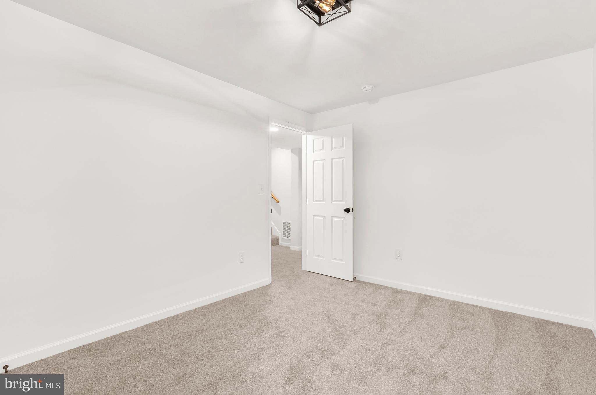 5485 Solomons Island Road Lothian, MD 20711 - Photo 29 of 64 a view of room