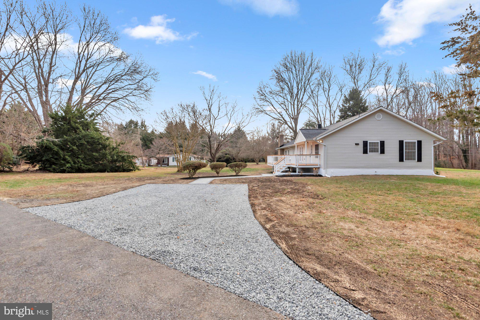 5485 Solomons Island Road Lothian, MD 20711 - Photo 4 of 49