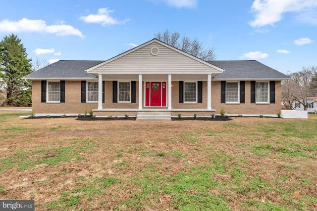 $759,900 | 5485 Solomons Island Road, Lothian, MD 20711