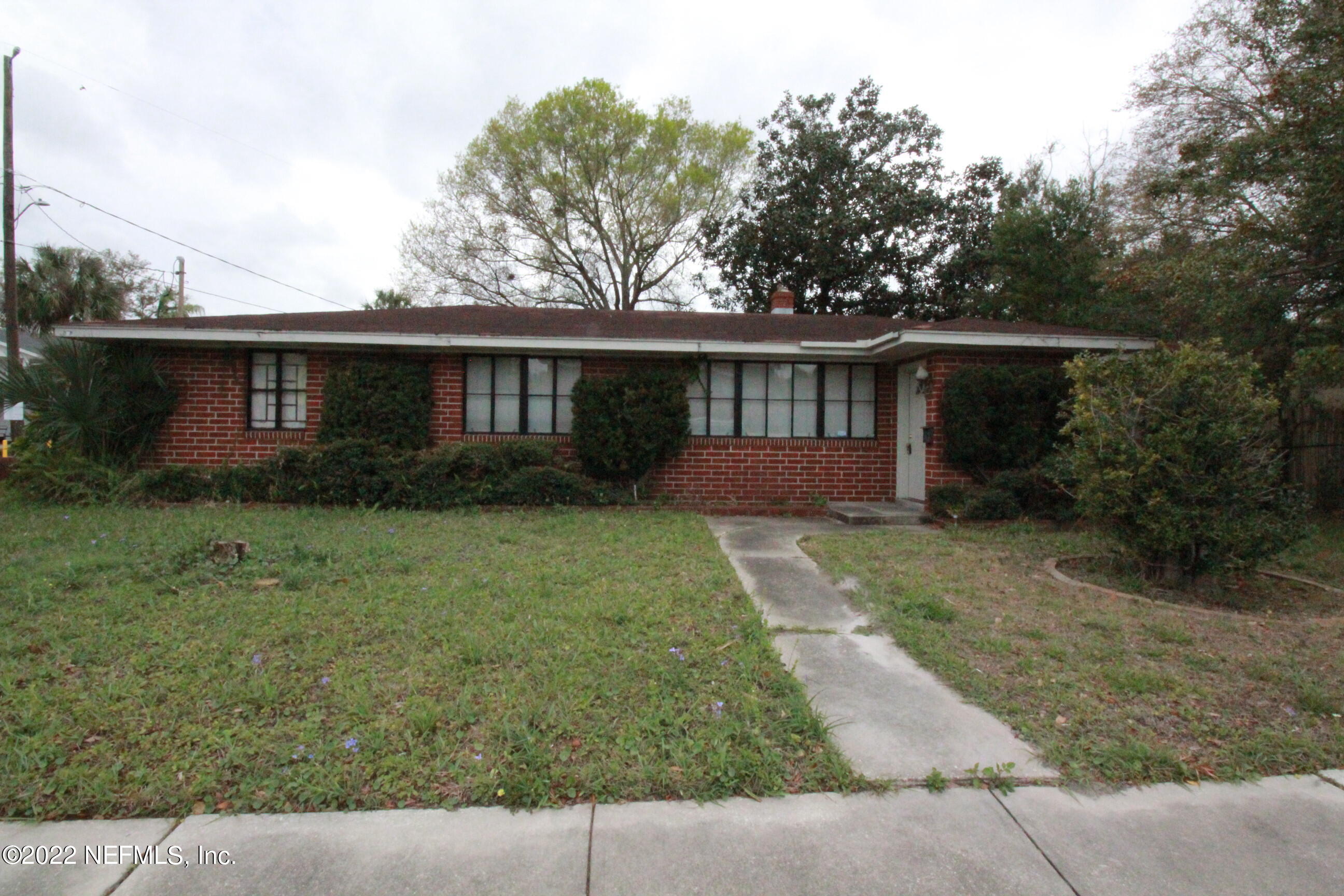 2170 Spring Park Road Jacksonville, FL 32207 - Photo 1 of 65 IMG_4524