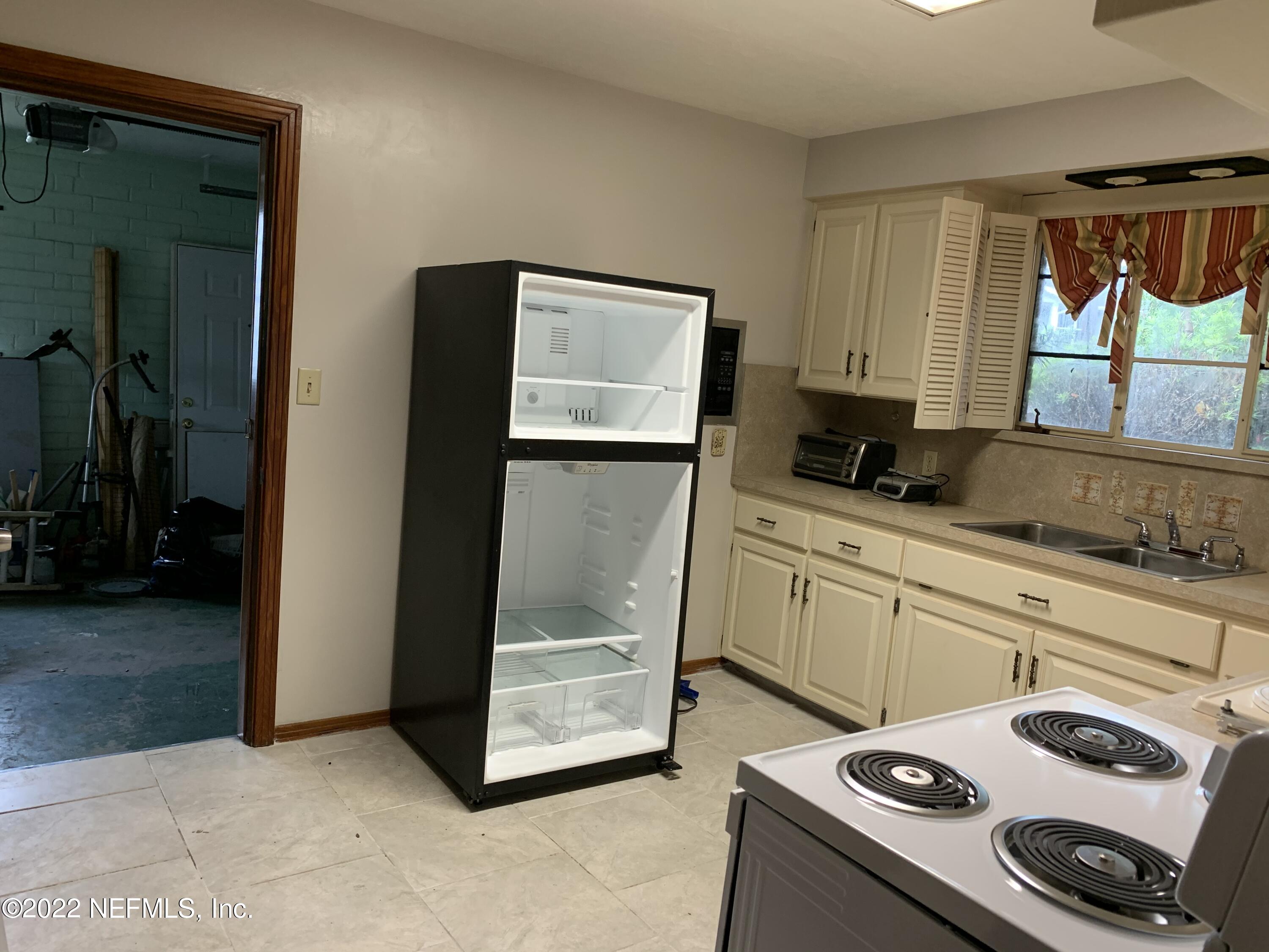 2170 Spring Park Road Jacksonville, FL 32207 - Photo 13 of 65 IMG_6845