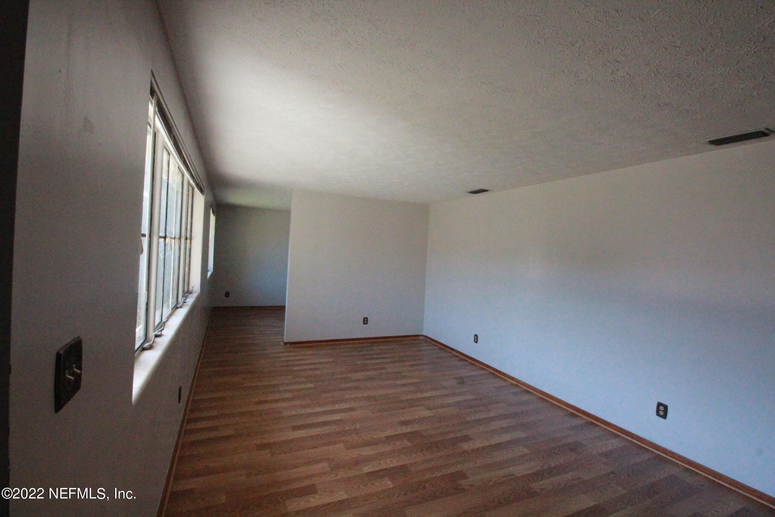 2170 Spring Park Road Jacksonville, FL 32207 - Photo 9 of 65 IMG_4511