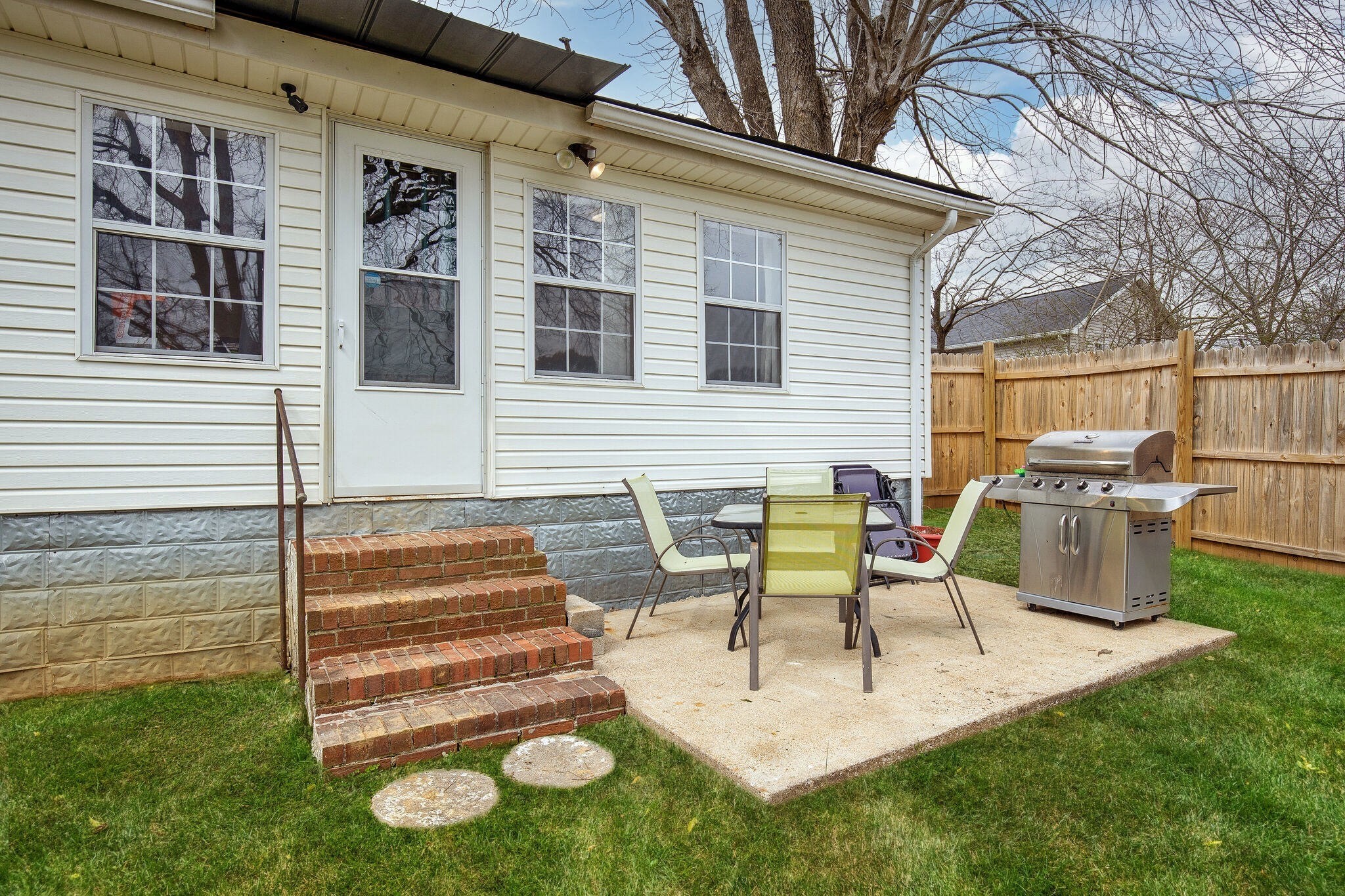 1899 Cherry Street Columbia, TN 38401 - Photo 19 of 19 a view of backyard of house with seating space