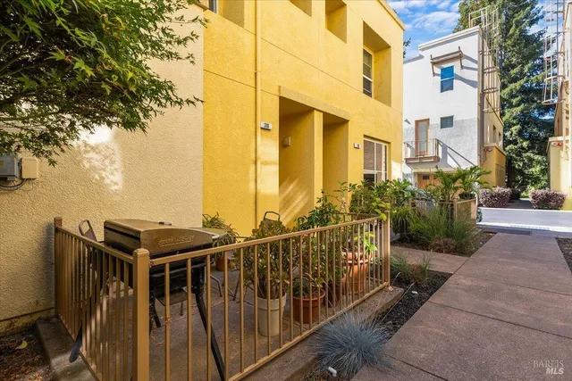 a view of lot of furniture and window