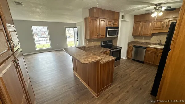 $1,599 | 4023 Summer Place, New Albany, IN 47150