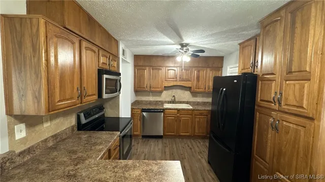 $1,599 | 4023 Summer Place, New Albany, IN 47150