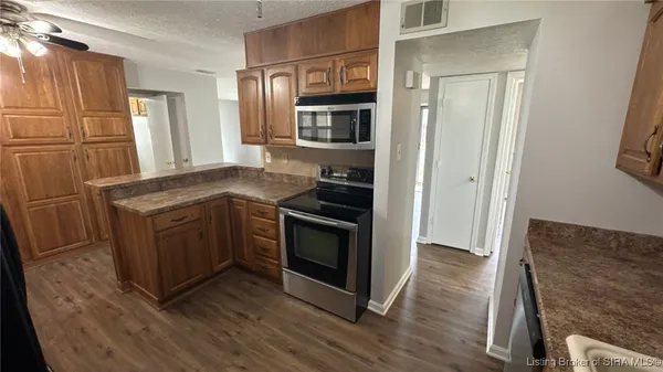 $1,599 | 4023 Summer Place, New Albany, IN 47150