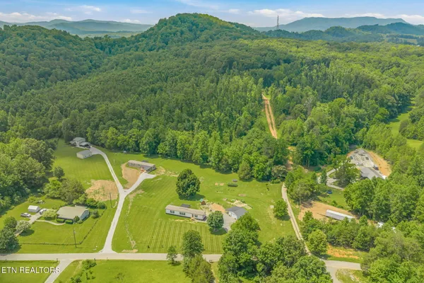 $265,000 | 286 JD Farm Road, Tellico Plains, TN 37385