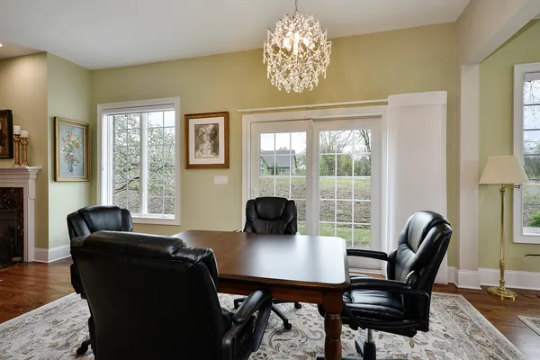 $959,000 | 907 Middleton Lane, Inverness, IL 60010