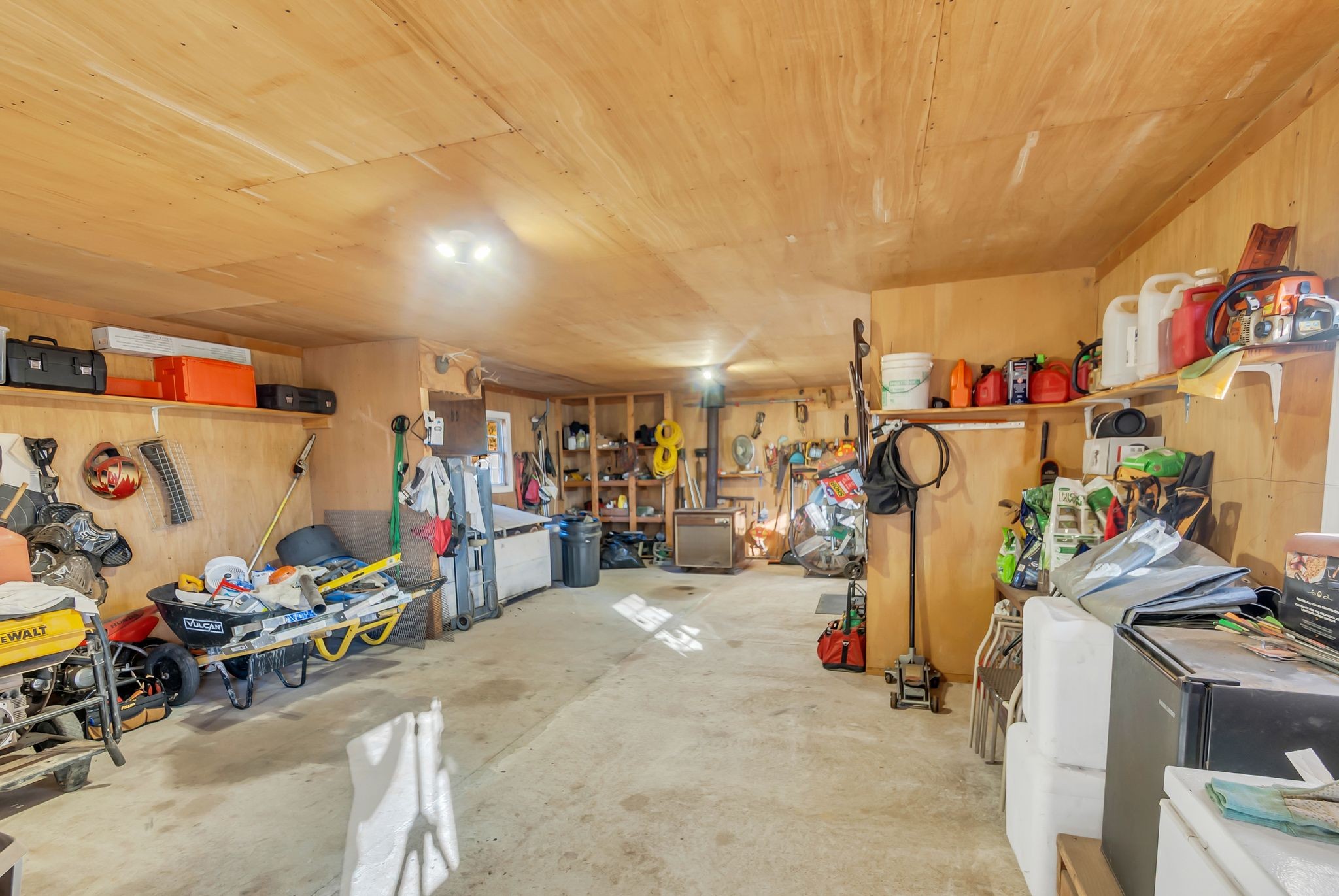104 Glendale Road Loretto, TN 38469 - Photo 41 of 46 a view of a room with gym equipment