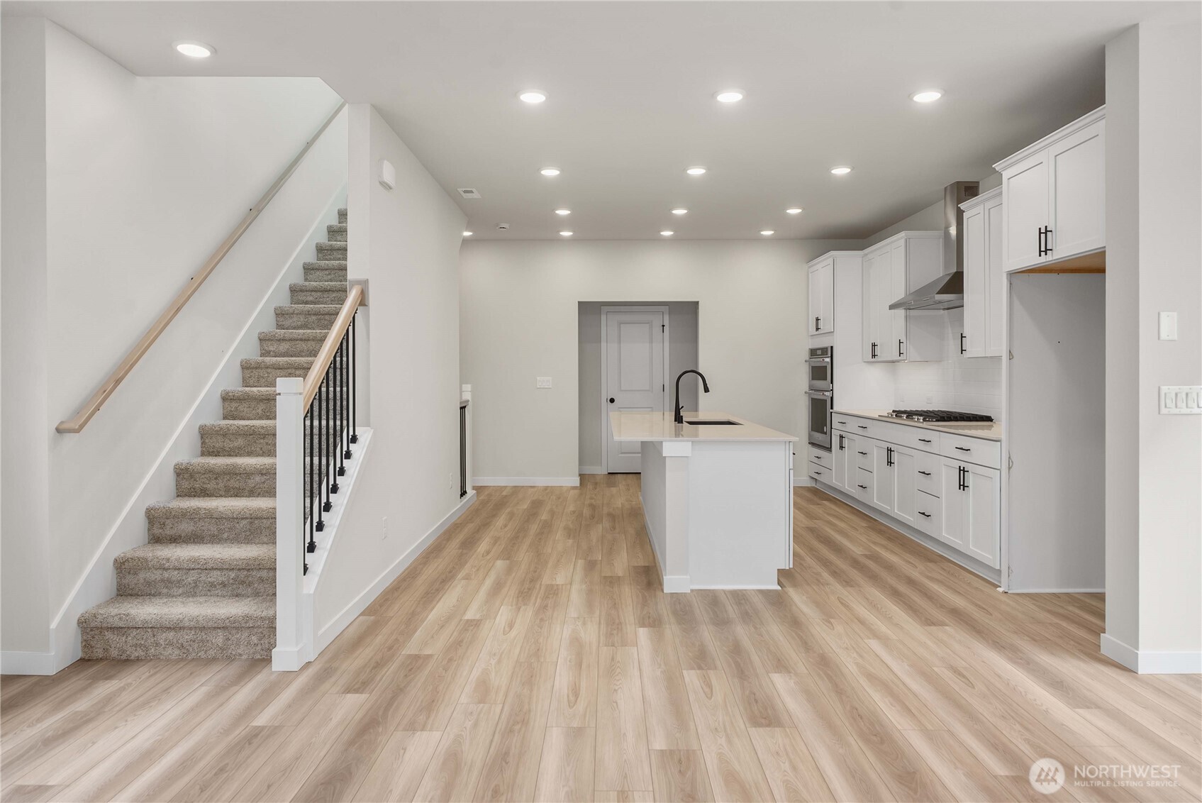 4033 Aberdeen Way Northeast Renton, WA 98056 - Photo 12 of 34