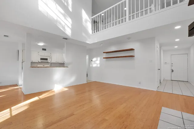 $200,000 | 7930 Roanoke, Unit 106, San Antonio, TX 78240