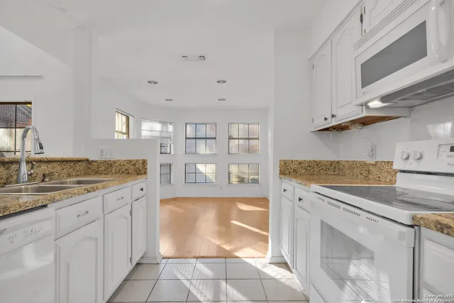 $200,000 | 7930 Roanoke, Unit 106, San Antonio, TX 78240