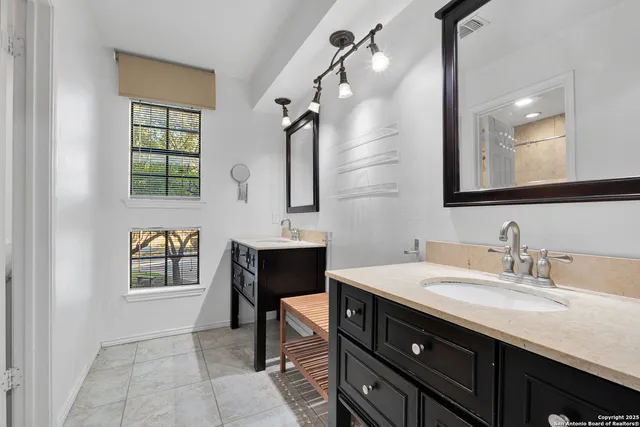 $200,000 | 7930 Roanoke, Unit 106, San Antonio, TX 78240