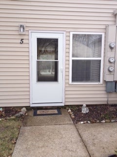 1220 Village Road, Unit 5 Iowa City, IA 52240 - Photo 1 of 13 Gallery Image 1