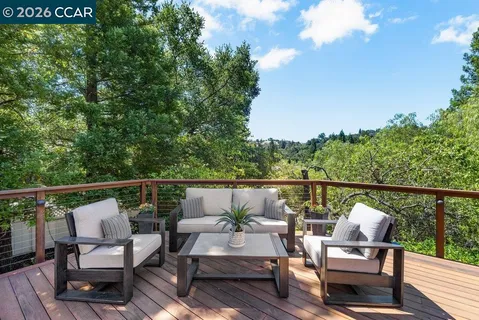 $3,095,000 | 70 Ridgecrest Court, Lafayette, CA 94549