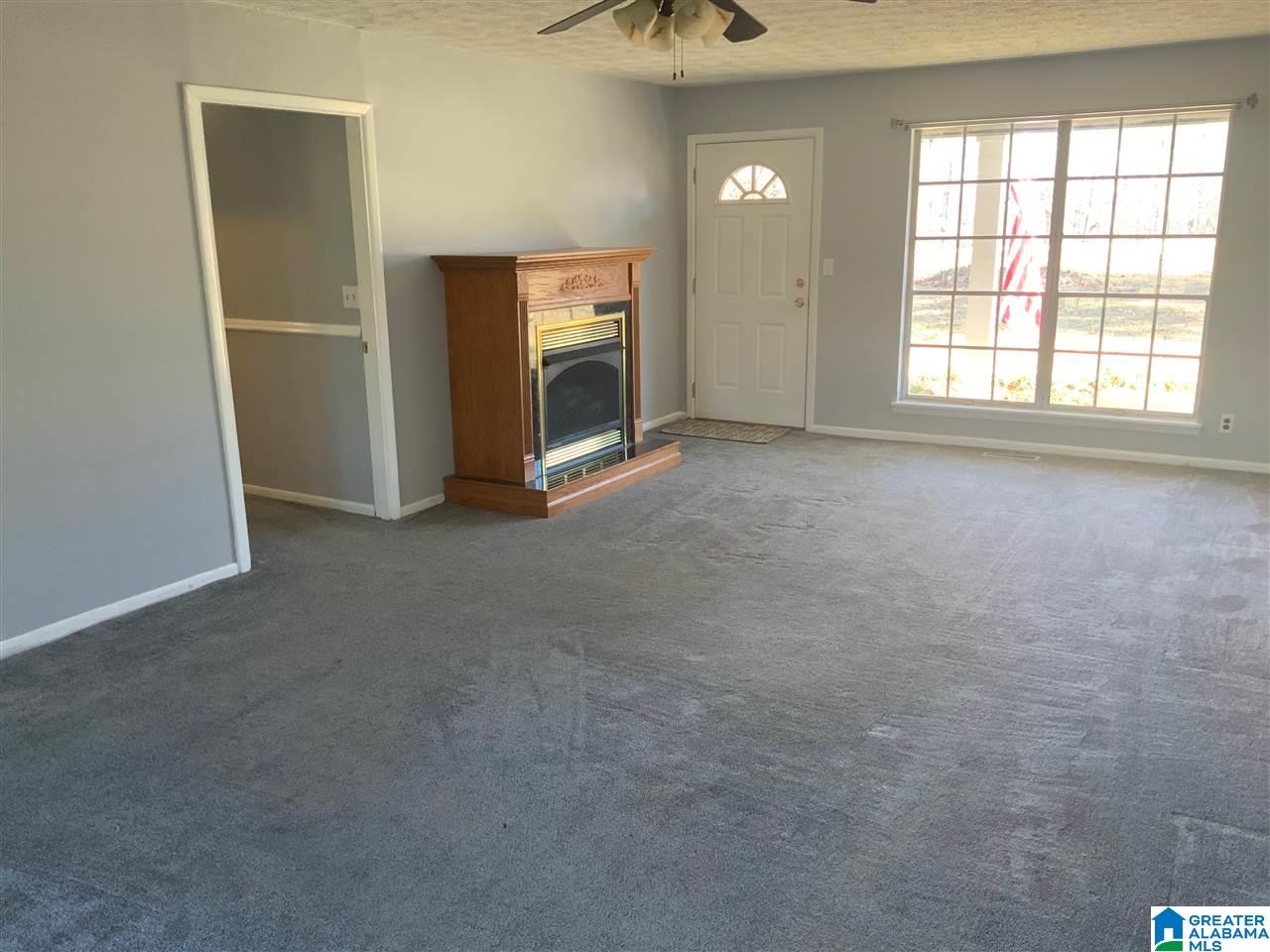 806 Center Point Road Sylacauga, AL 35151 - Photo 2 of 18