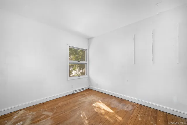 $1,899,000 | 66 Deepdale Drive, Great Neck, NY 11021