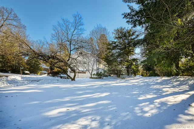 $1,899,000 | 66 Deepdale Drive, Great Neck, NY 11021